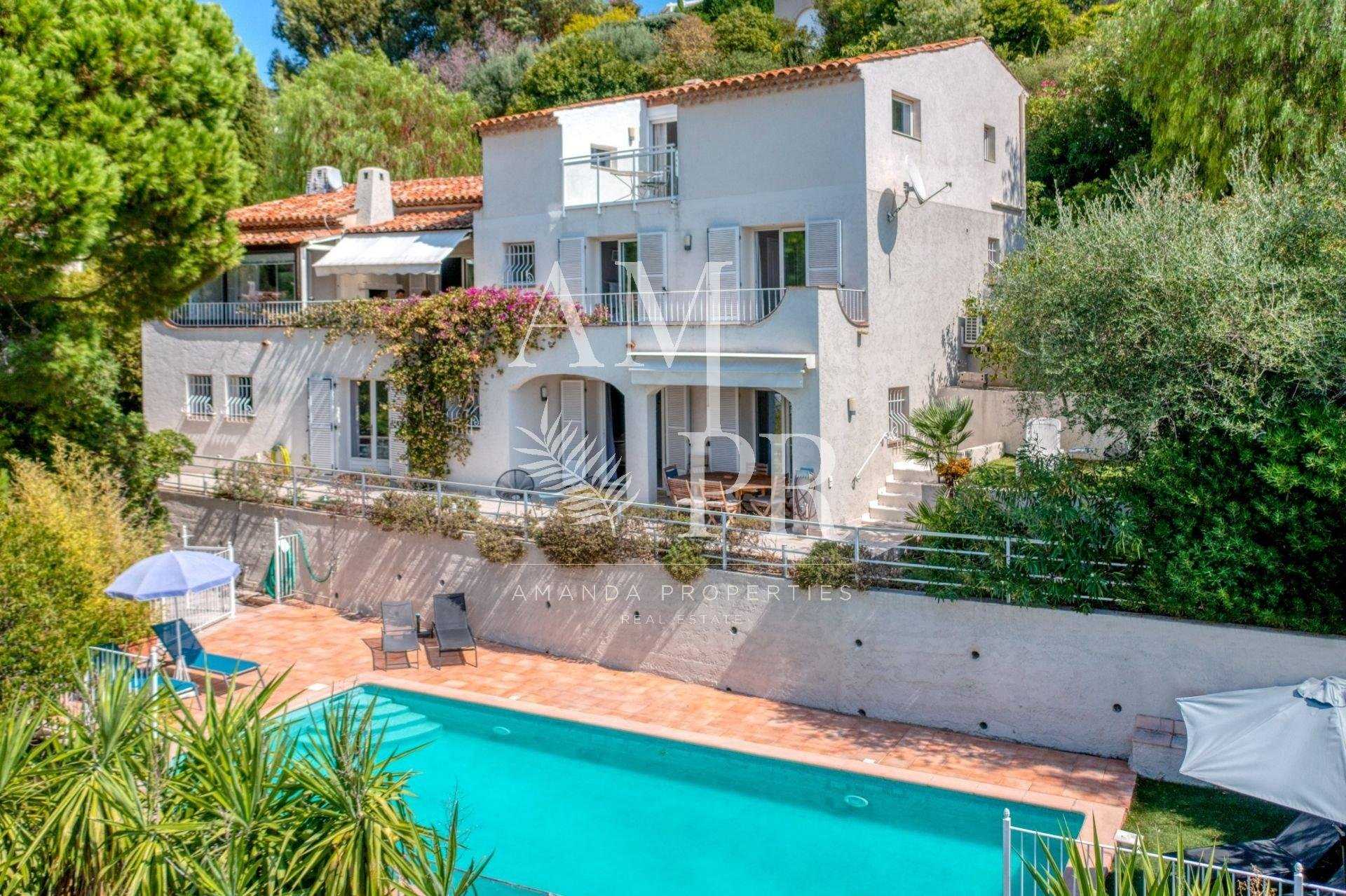 rumah dalam Cannes, Provence-Alpes-Côte d'Azur 11679823