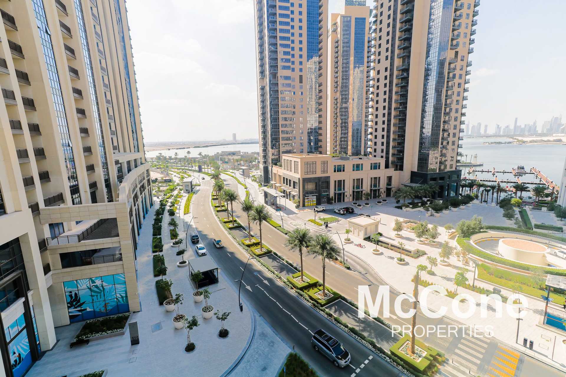 Condominium in Dubai, Dubai 11679909