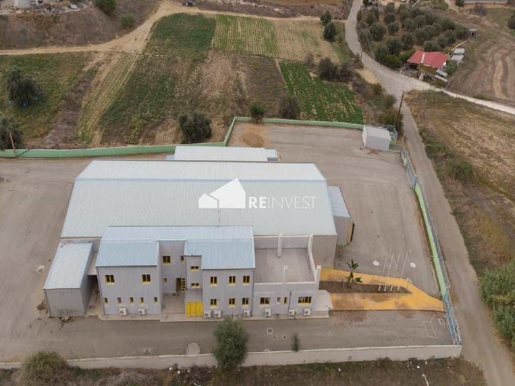 Przemysłowy w Psimolofou, Nikozja 11680633
