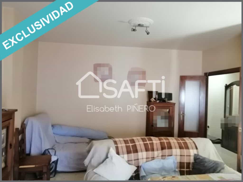 Condominium in Puebla de la Calzada, Extremadura 11680730