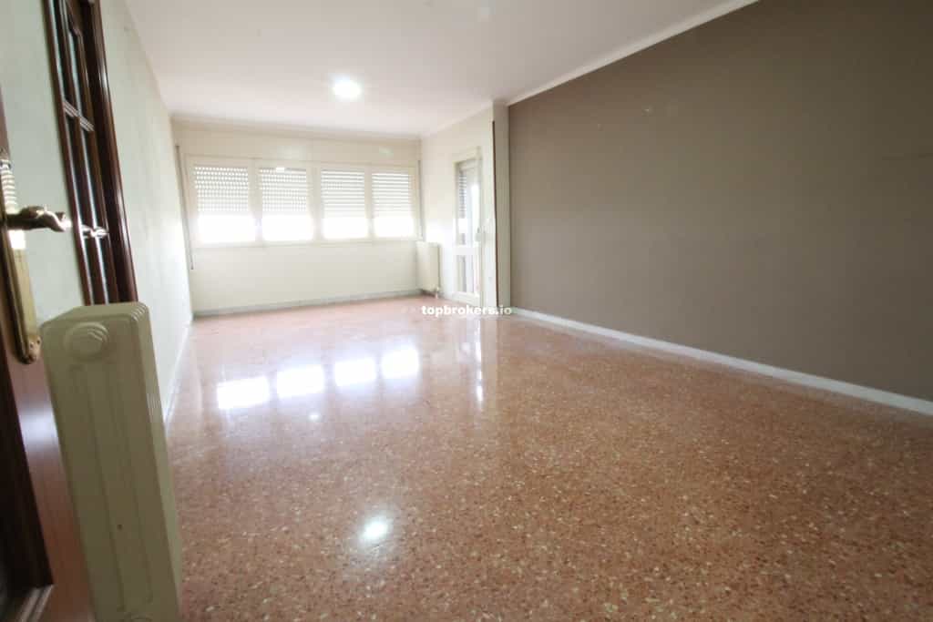 公寓 在 阿爾梅納爾, 加泰羅尼亞 11680750