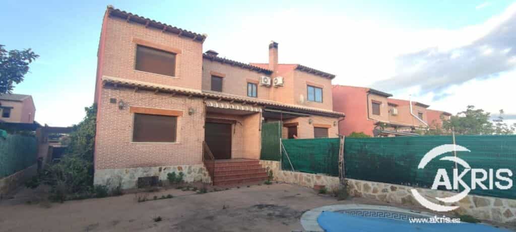 Huis in Cedillo del Condado, Castille-La Mancha 11680779