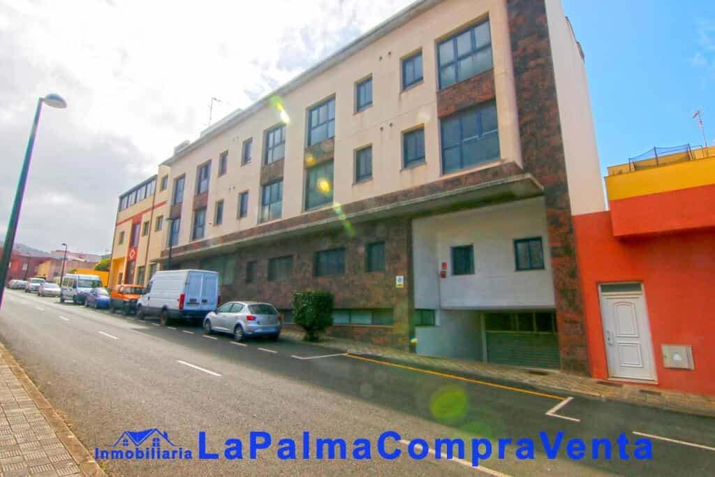 Condominium in Barlovento, Canarias 11680802