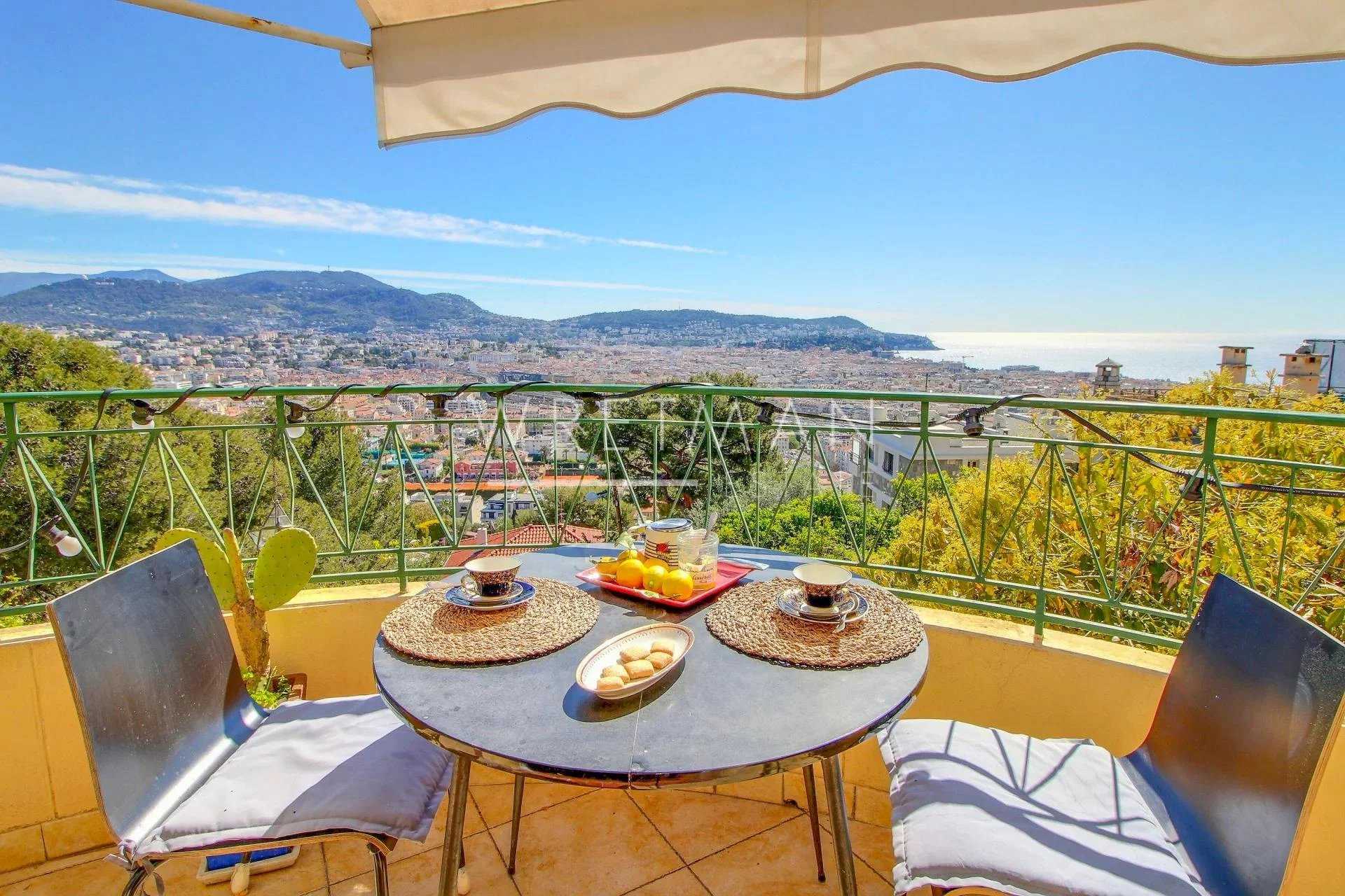 Residential in Nice, Alpes-Maritimes 11680842