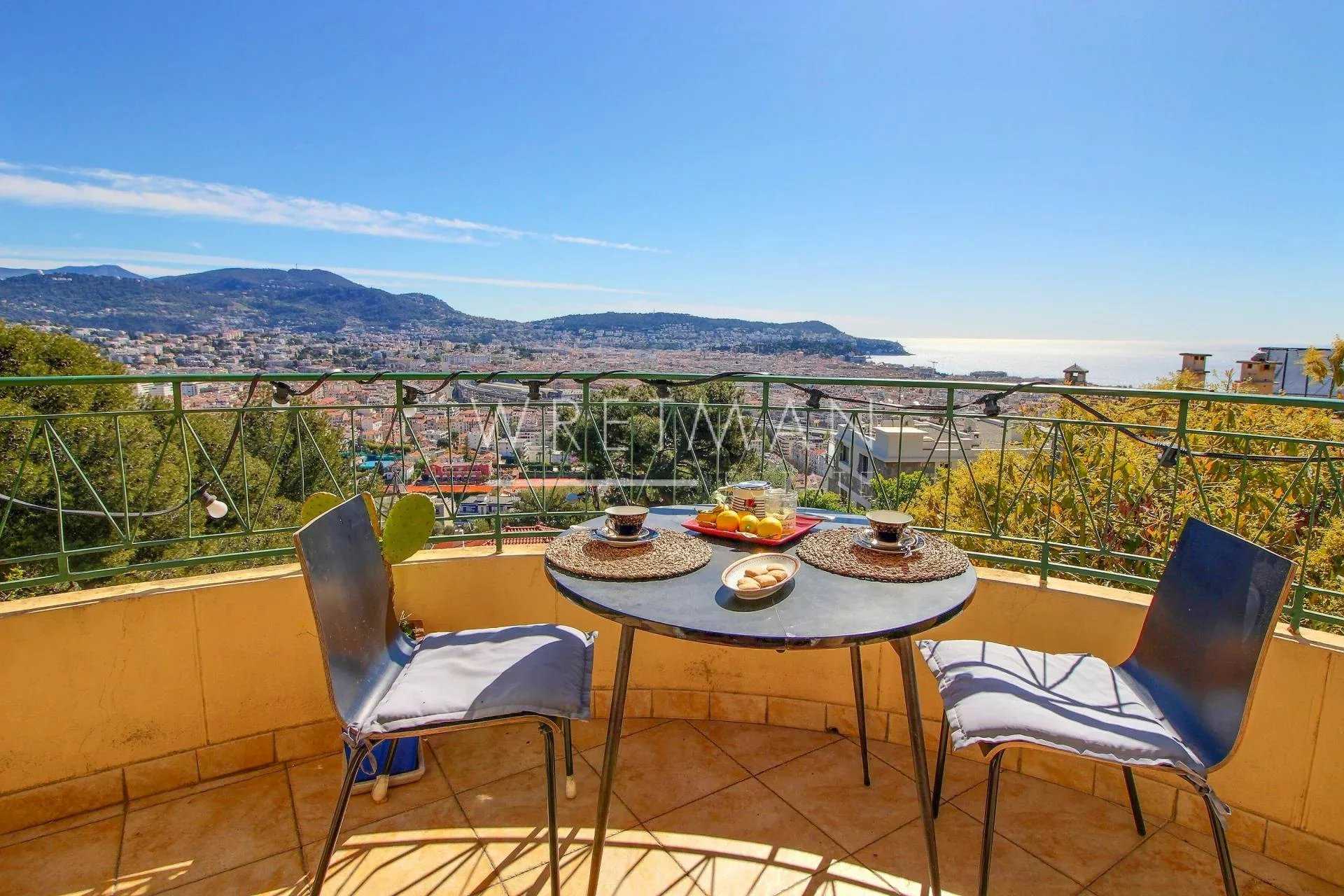 Résidentiel dans Nice, Alpes-Maritimes 11680842