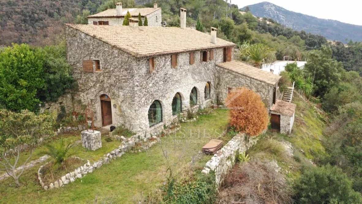 Будинок в Peille, Provence-Alpes-Cote d'Azur 11680906