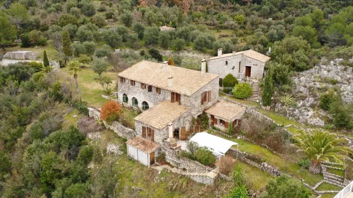 Будинок в Peille, Provence-Alpes-Cote d'Azur 11680906
