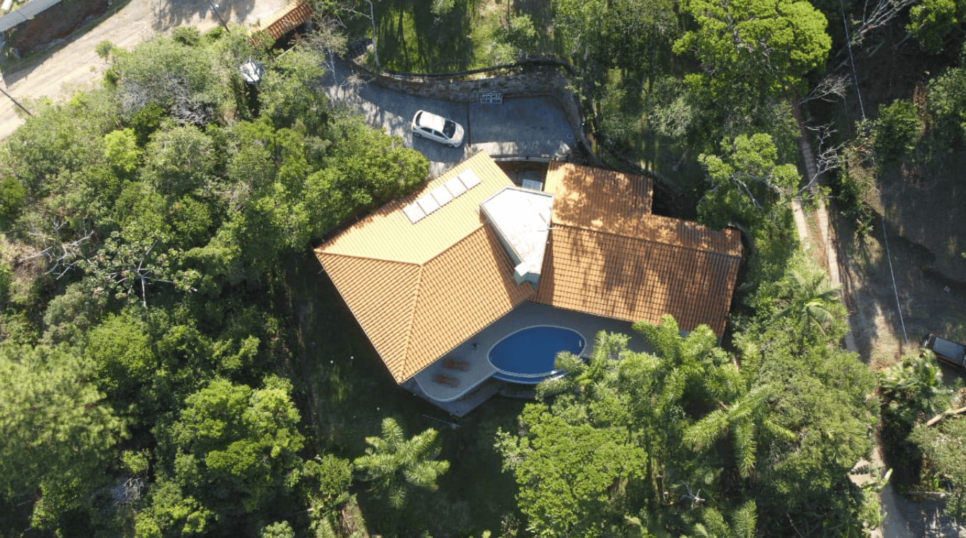 房子 在 Pantano do Sul, 圣卡塔琳娜州 11681251