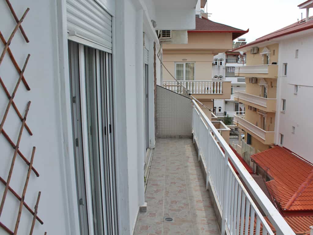 Condominium in Paralia, Kentriki Makedonia 11681620