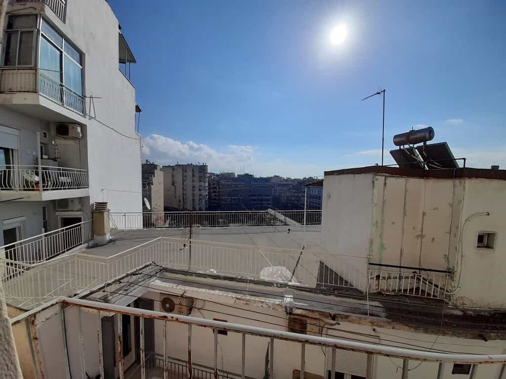 Condominium in Thessaloniki, Kentriki Makedonia 11681749