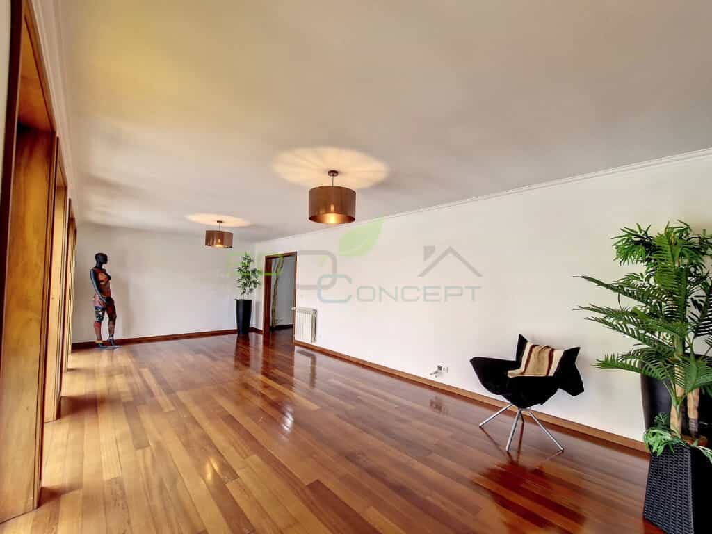 Condominium in Espinho, Aveiro 11682998