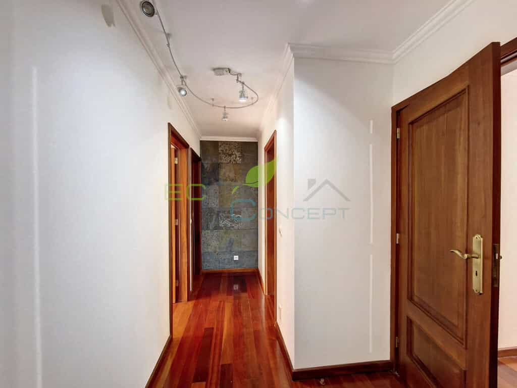 Condominium in Espinho, Aveiro 11682998
