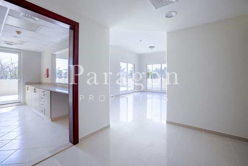 Condominium in Umm al Qaywayn, Umm al Qaywayn 11683275