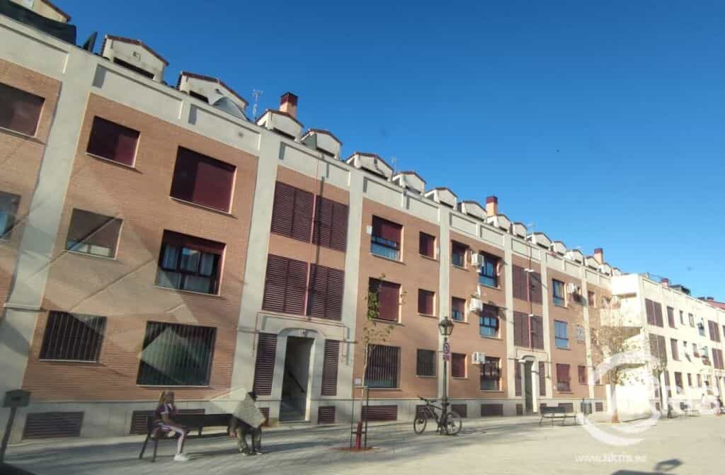 Condominium in Yuncler, Castille-La Mancha 11683318