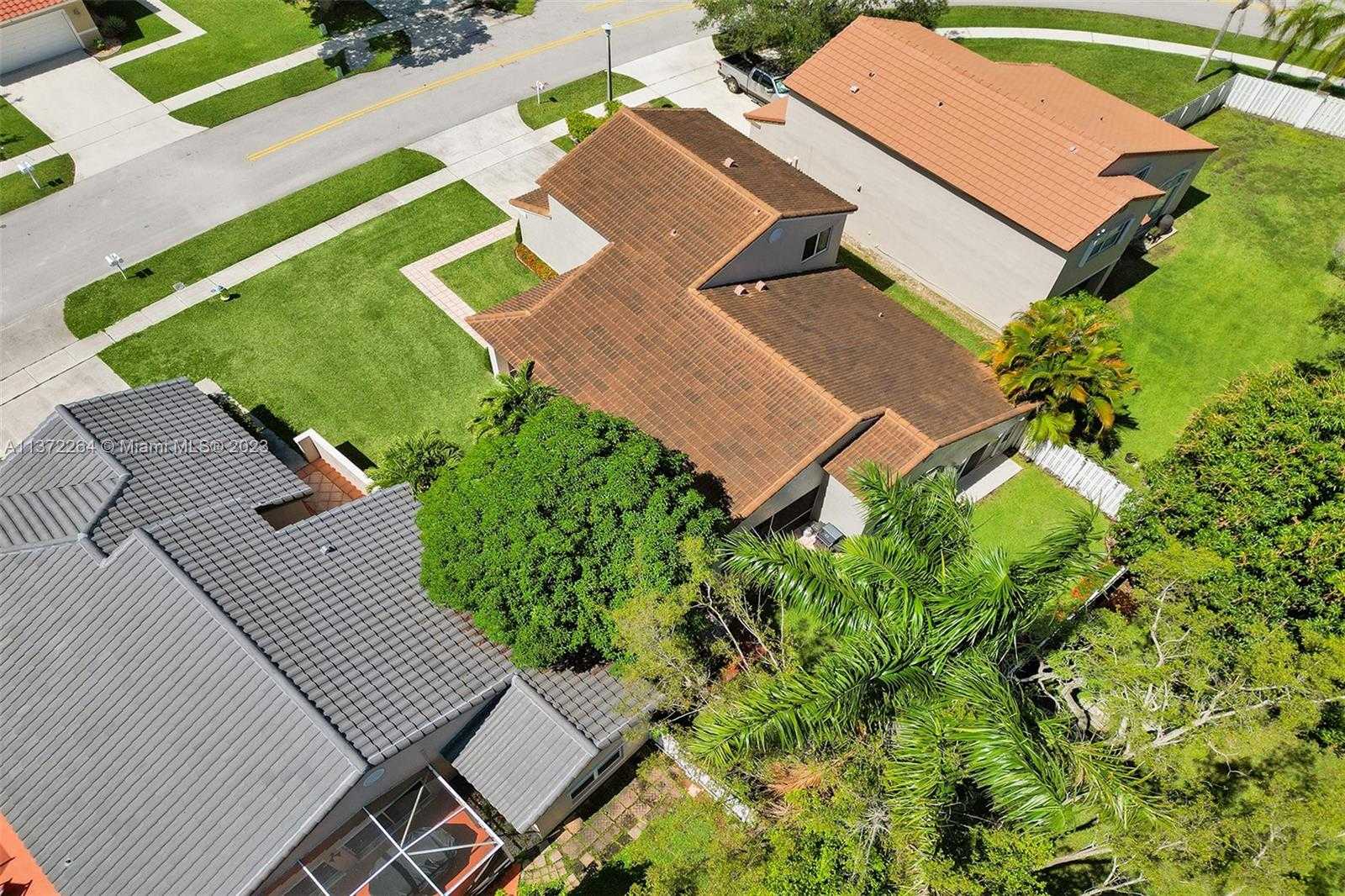 casa no Pembroke Pines, Florida 11683411