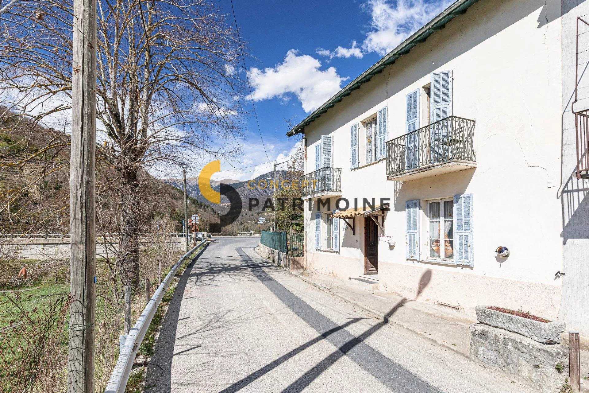 Casa nel Saint-Martin-Vésubie, Provenza-Alpi-Costa Azzurra 11683424