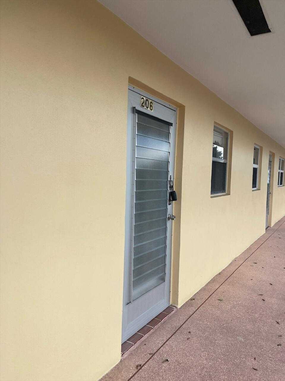 Condominium dans West Palm Beach, Florida 11683433