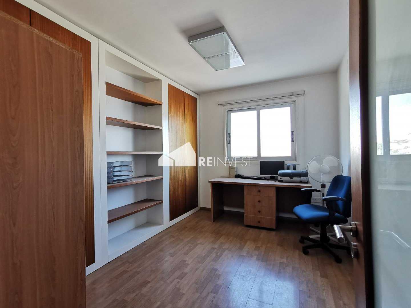 Офис в Aglantzia, Nicosia 11683648