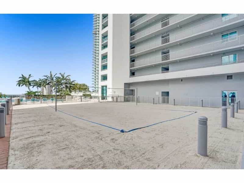 Eigentumswohnung im Miami, Florida 11683663
