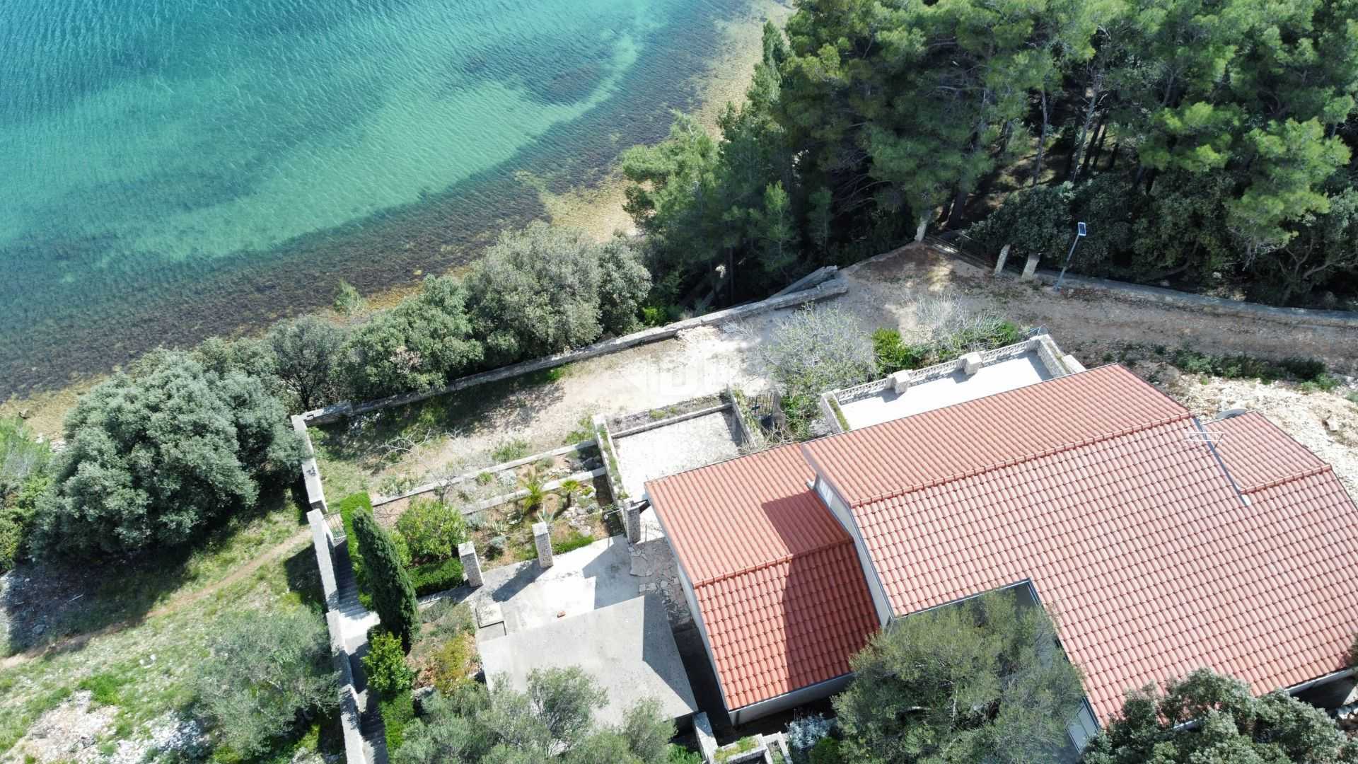 rumah dalam Posedarje, Zadarska Zupanija 11683670
