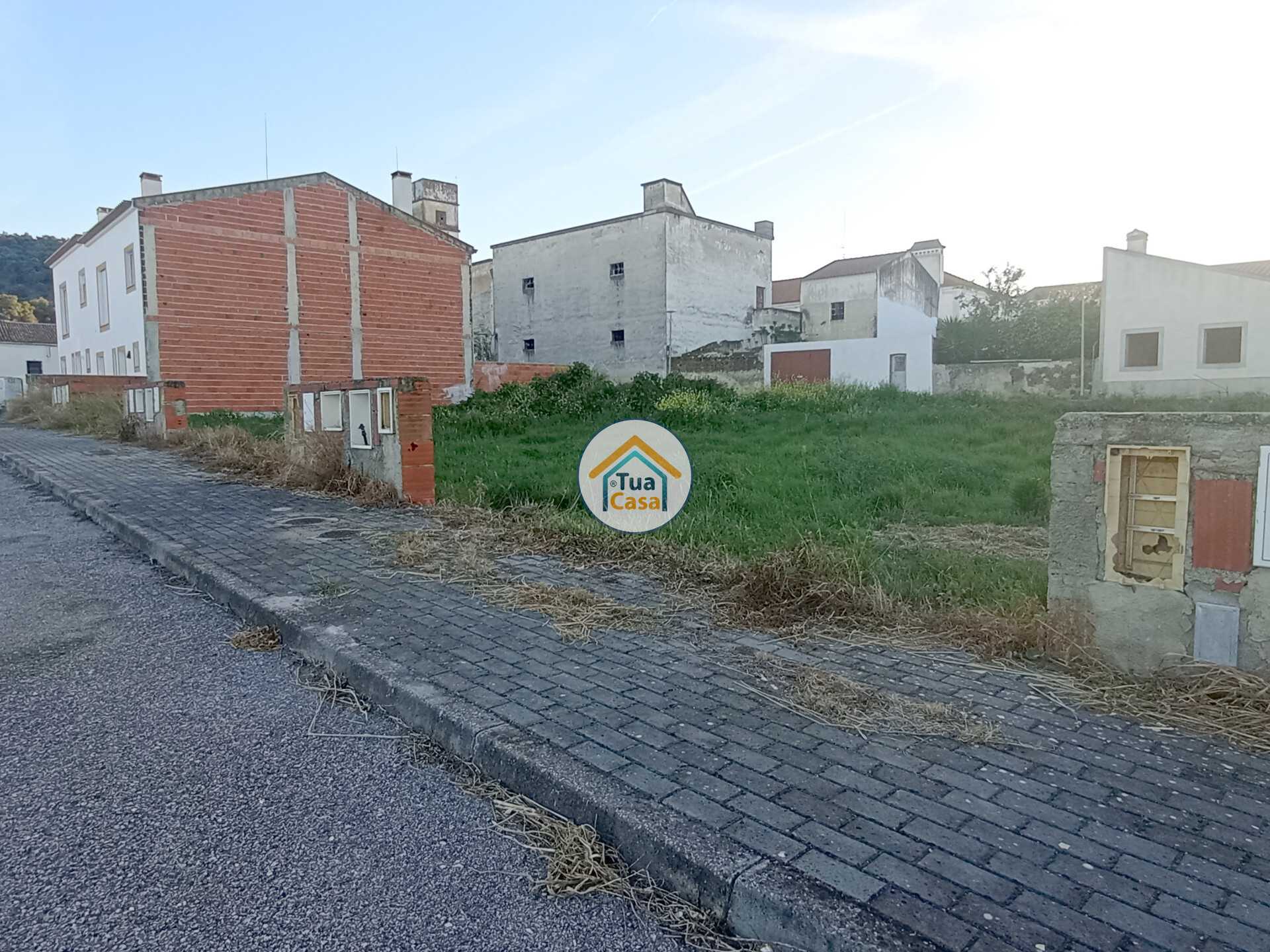 土地 在 Viana do Alentejo, Évora District 11683841