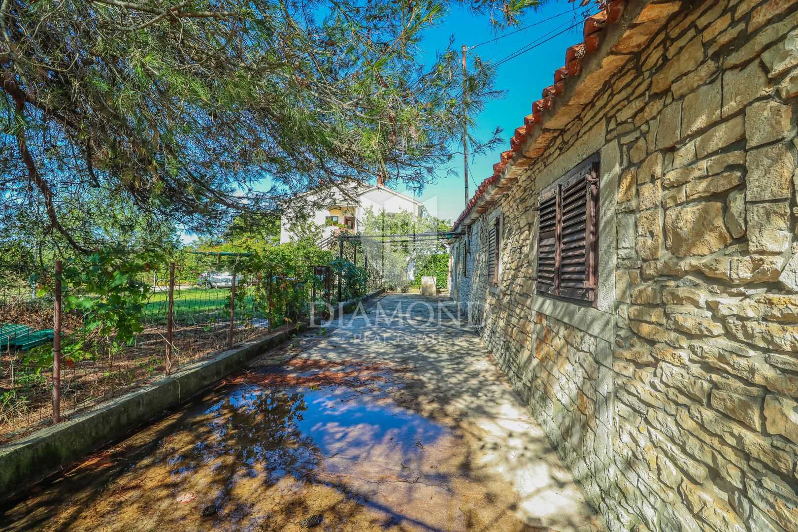 Dom w Plovanija, Istarska Zupanija 11684188