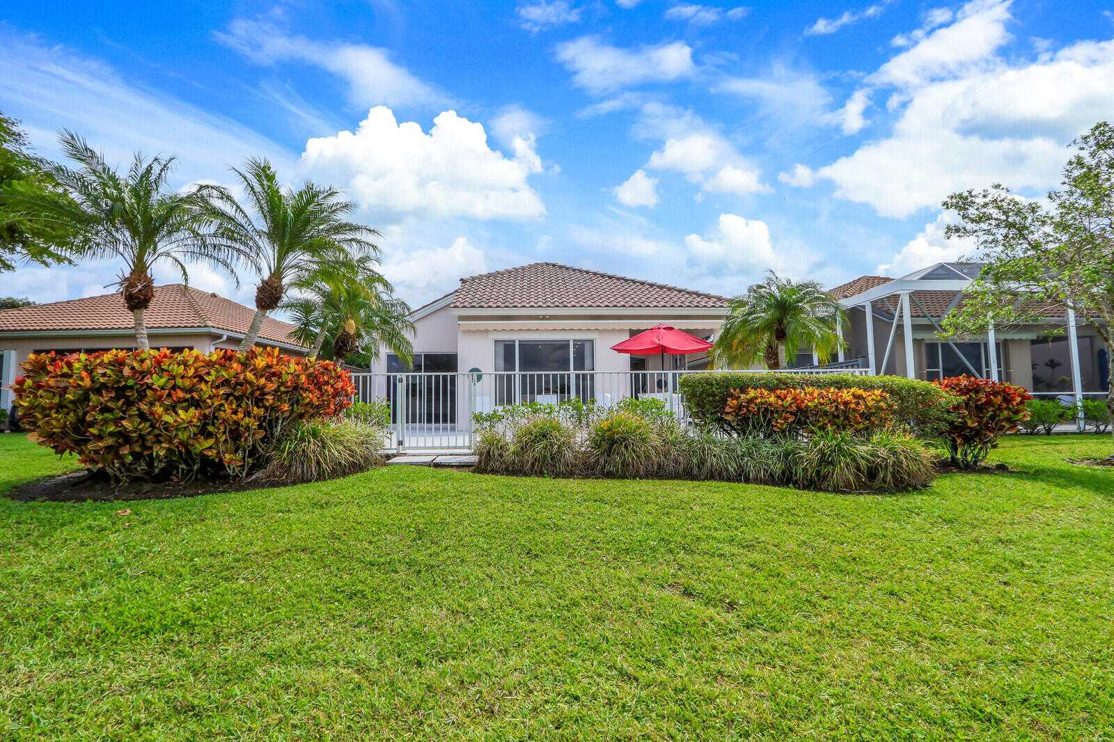 rumah dalam Palm Beach Gardens, Florida 11687123