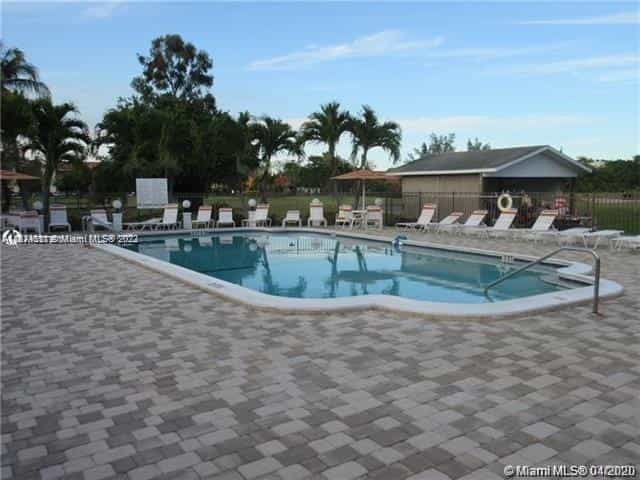 Condominium in Sunrise, Florida 11687142