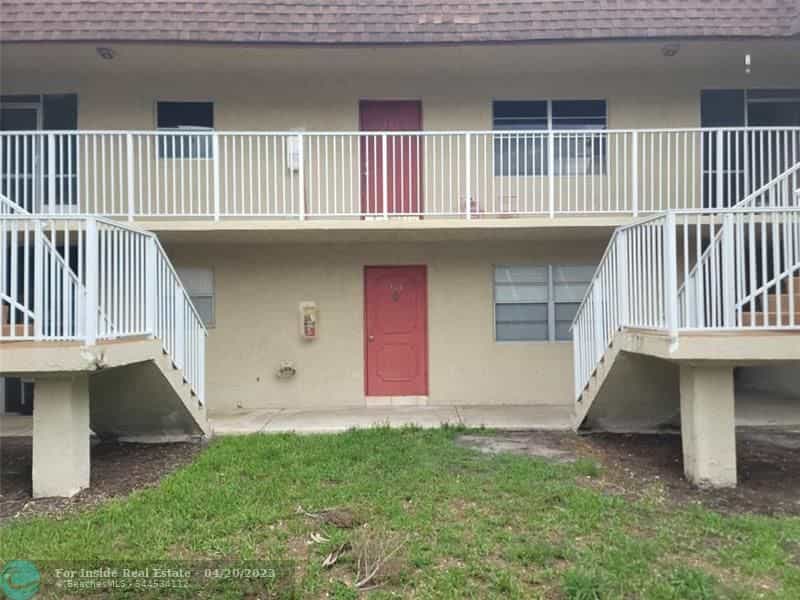 Eigentumswohnung im Treibholz Acres, Florida 11687149