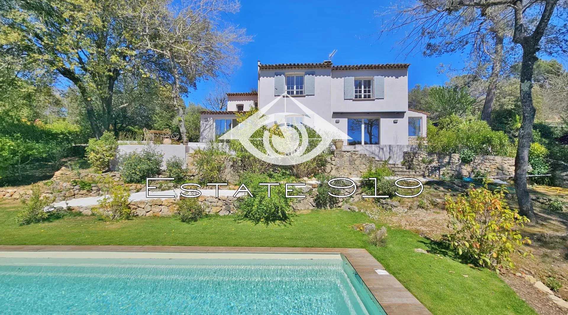 Hus i Le Plan, Provence-Alpes-Cote d'Azur 11687175