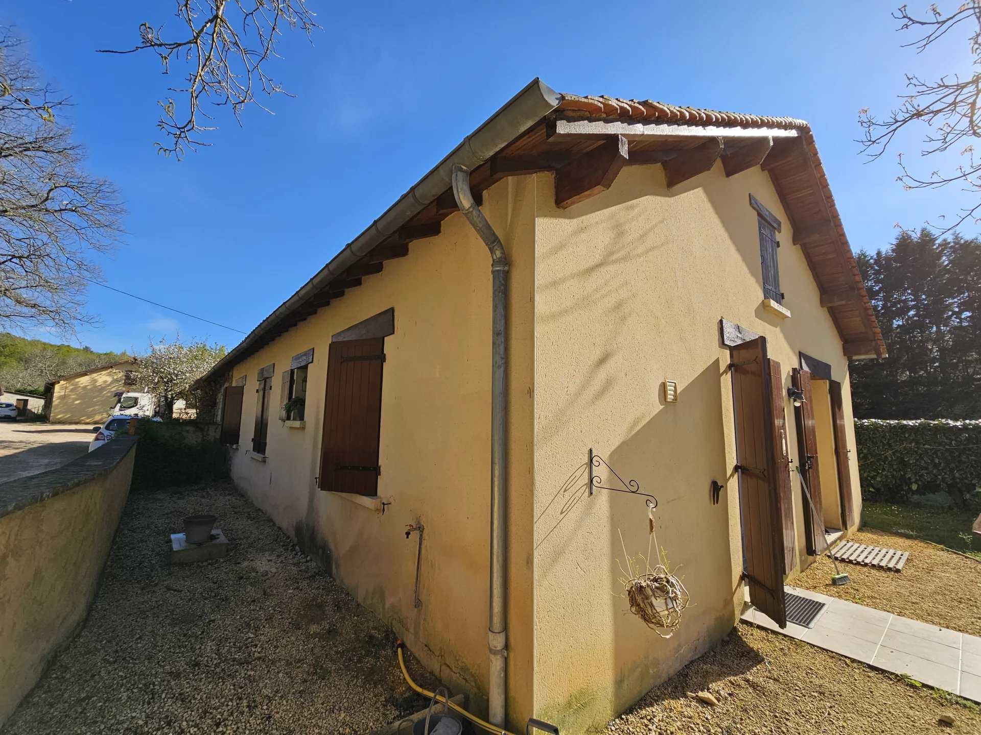 House in Domme, Nouvelle-Aquitaine 11687232