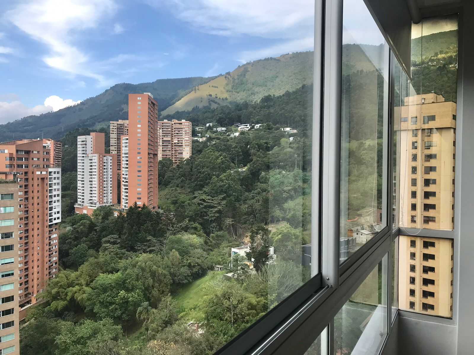 Borettslag i Medellín, 18-464 Calle 2 Sur 11687529