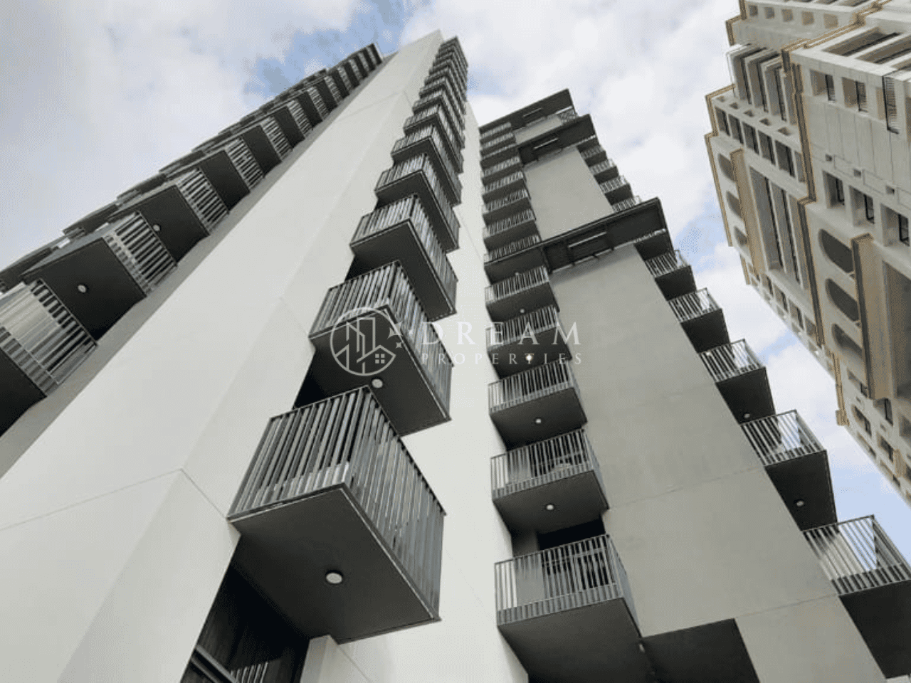 Condominium in Dubai, Dubayy 11688732