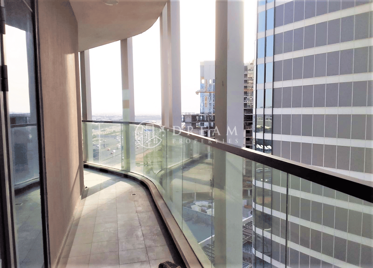 Condominium in Dubai, Dubayy 11688789