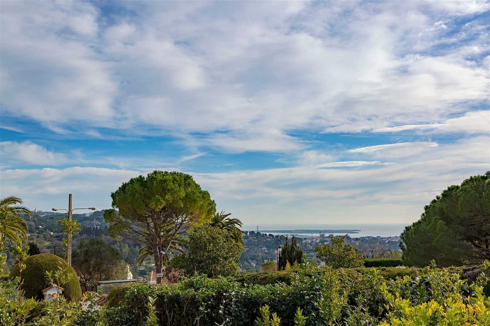 Hus i Mougins, Provence-Alpes-Cote d'Azur 11689238