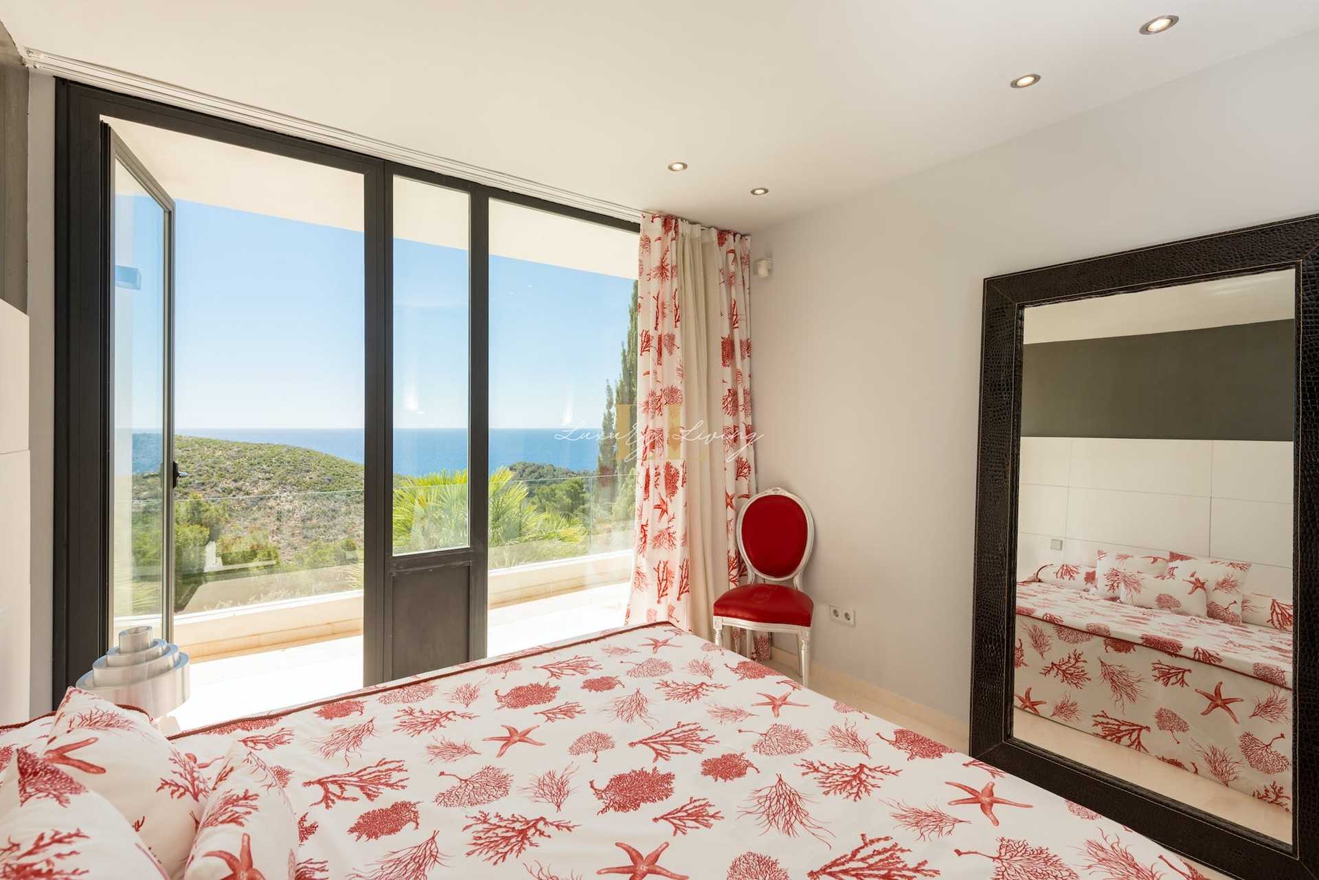 بيت في Ibiza, Balearic Islands 11690007