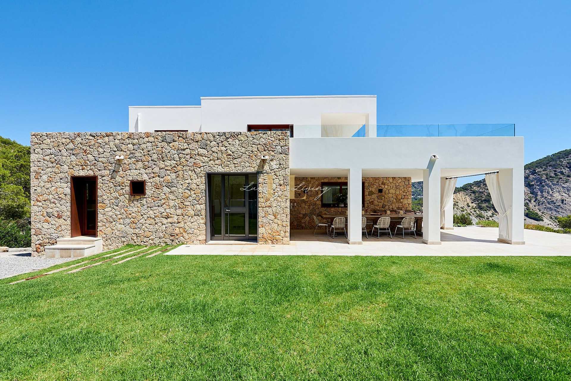 房子 在 Santa Eulària des Riu, Balearic Islands 11690334