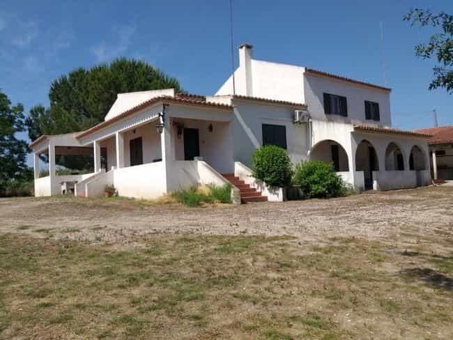 Huis in Casal Ventoso, Santarém 11690359