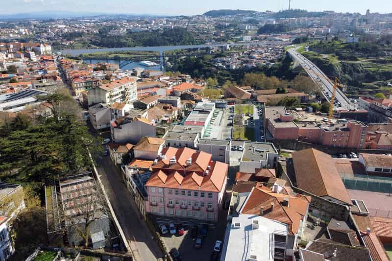 Condominium dans Porto, Porto District 11690689