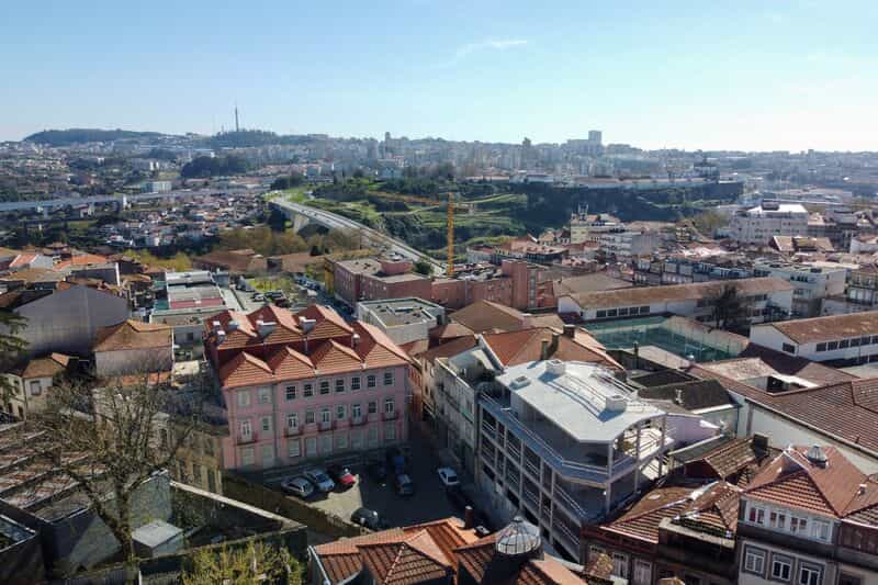 Condominium dans Porto, Porto District 11690689