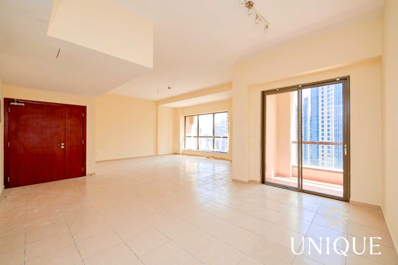 Condominium in دبي, دبي 11691081