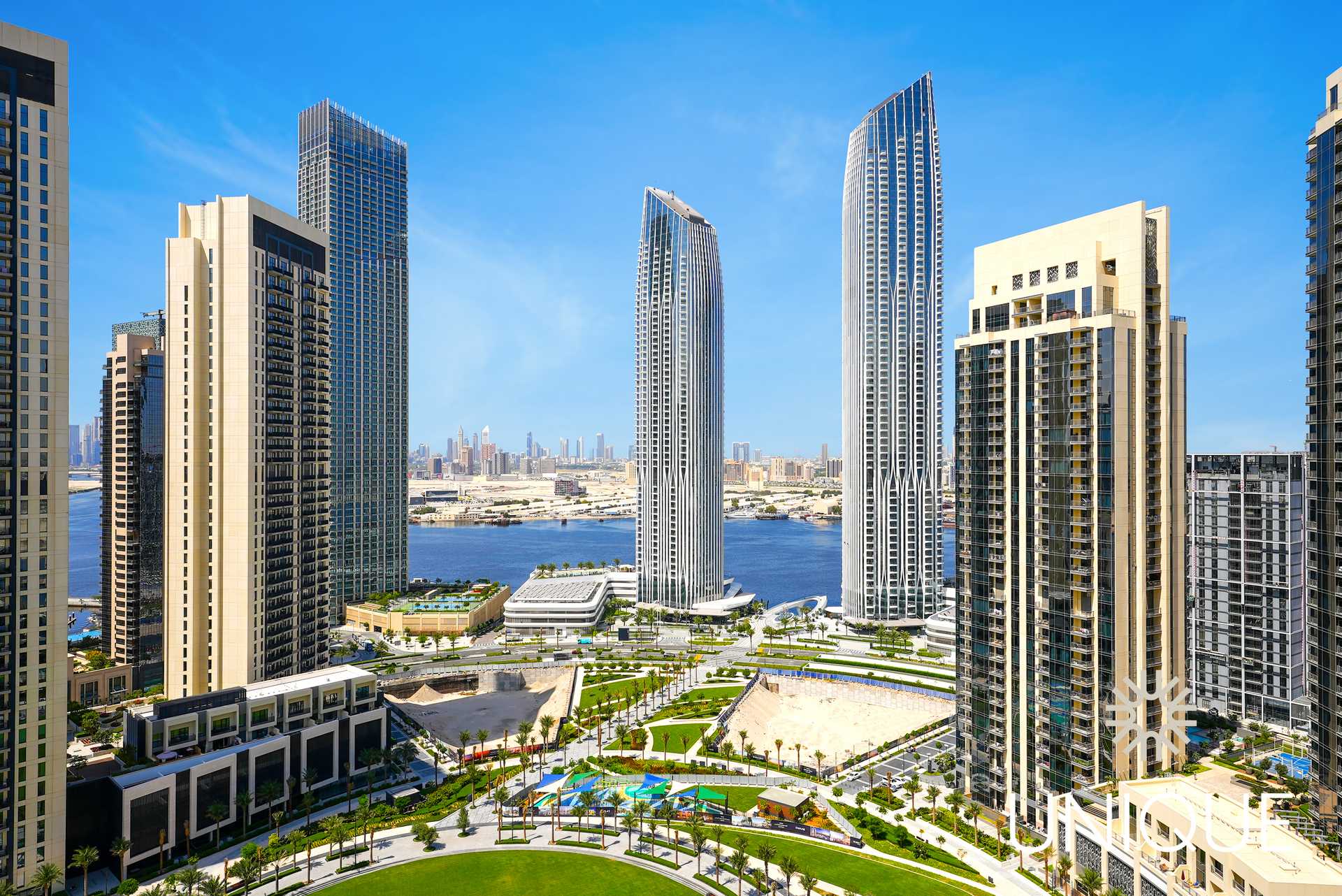 Condominium in Dubai, Dubayy 11691144