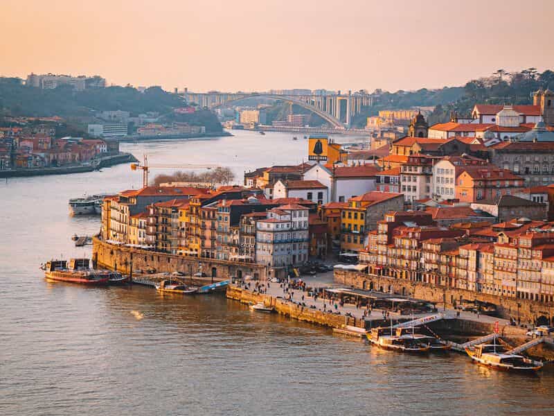 Condominium in Porto, Porto 11691308