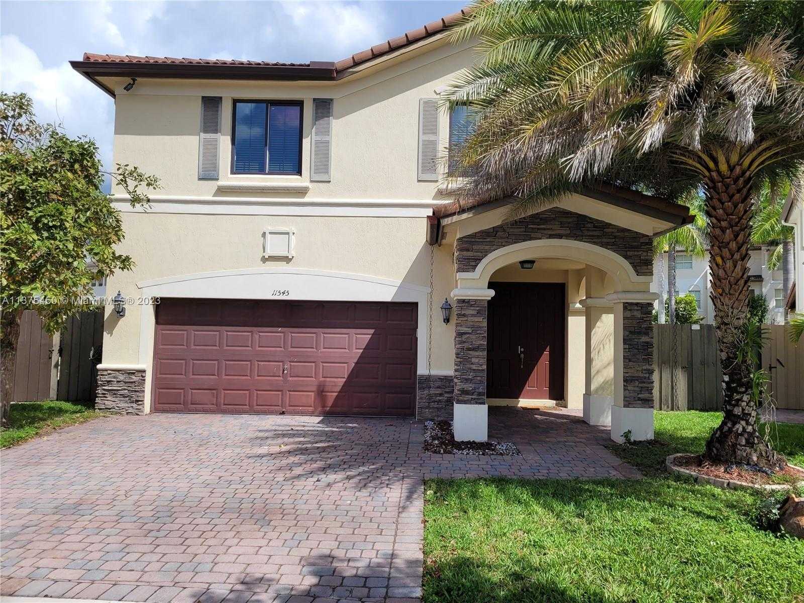 House in Doral, Florida 11691371