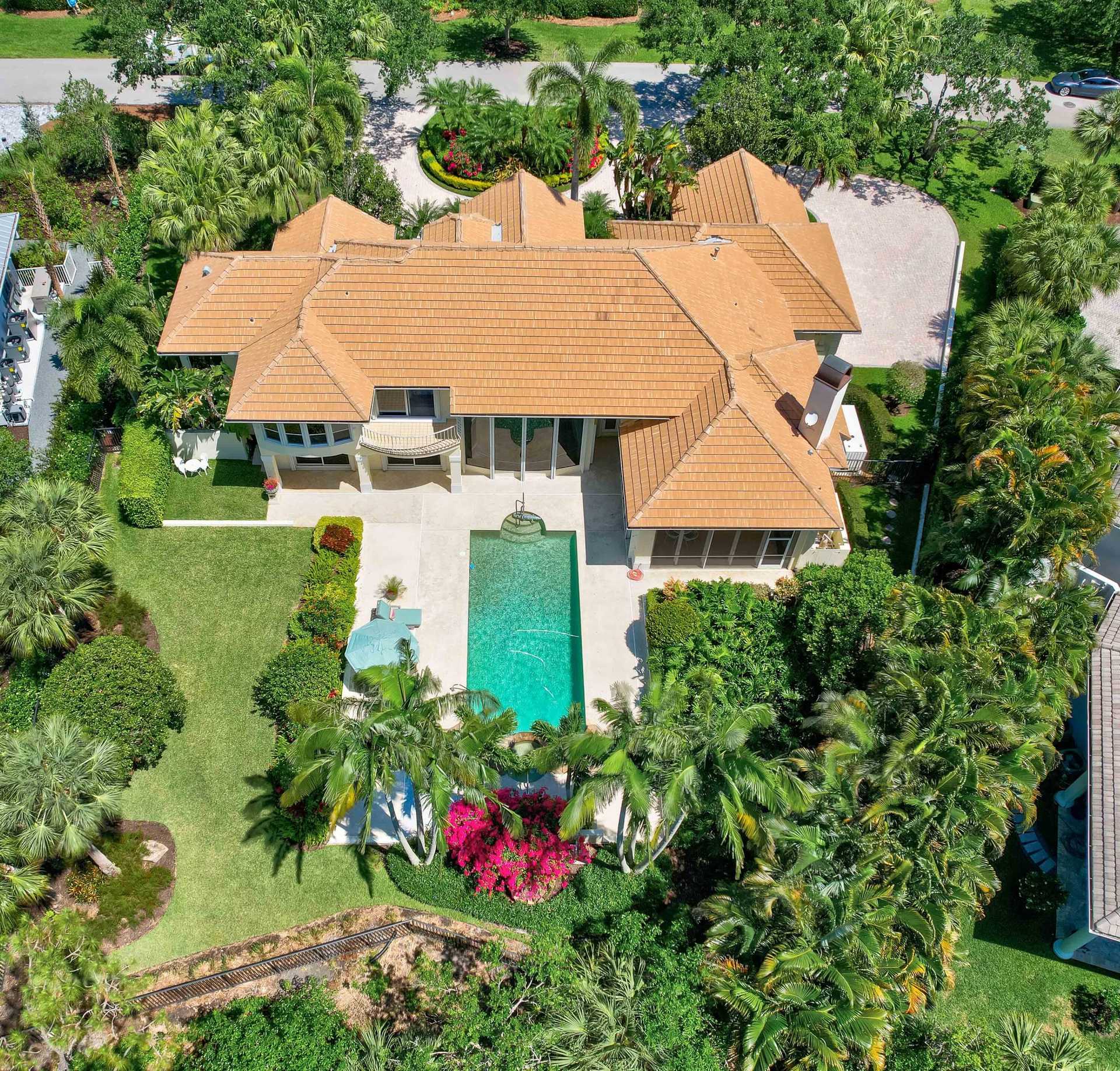 House in Palm Beach Gardens, Florida 11691386