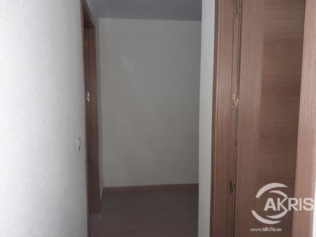 公寓 在 Alameda de la Sagra, Castilla-La Mancha 11692202