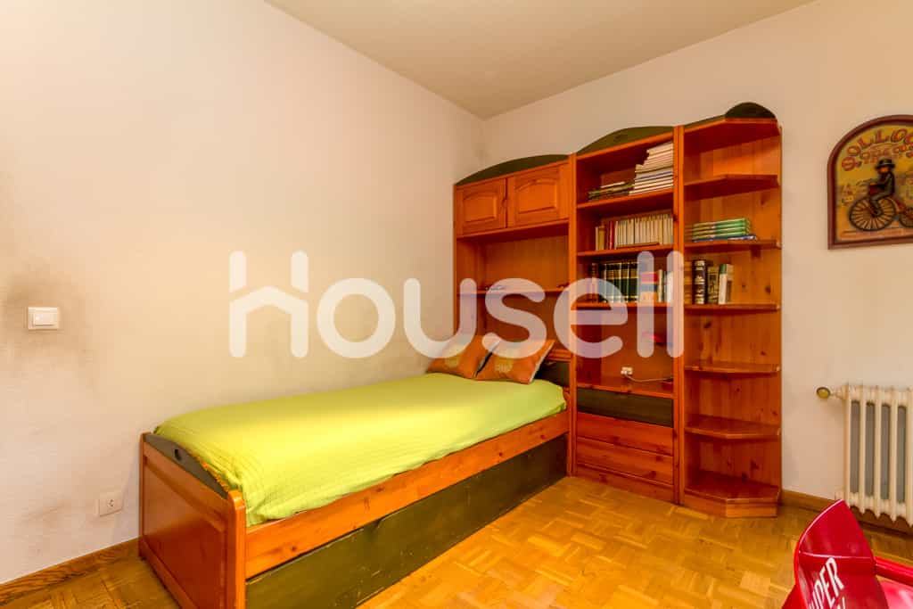 Condominium in Tres Cantos, Comunidad de Madrid 11692212
