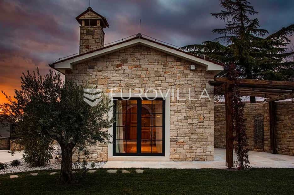 Dom w Mrgani, Istarska županija 11692587