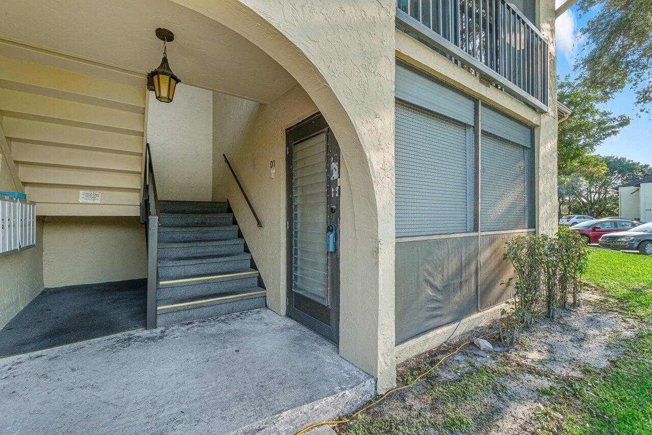 Residential in Greenacres, Florida 11693284