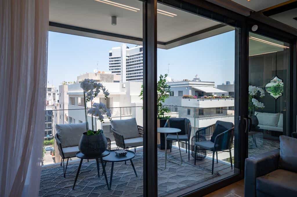 Condominium in Tel Aviv-Yafo, Ge'ula Street 11693405